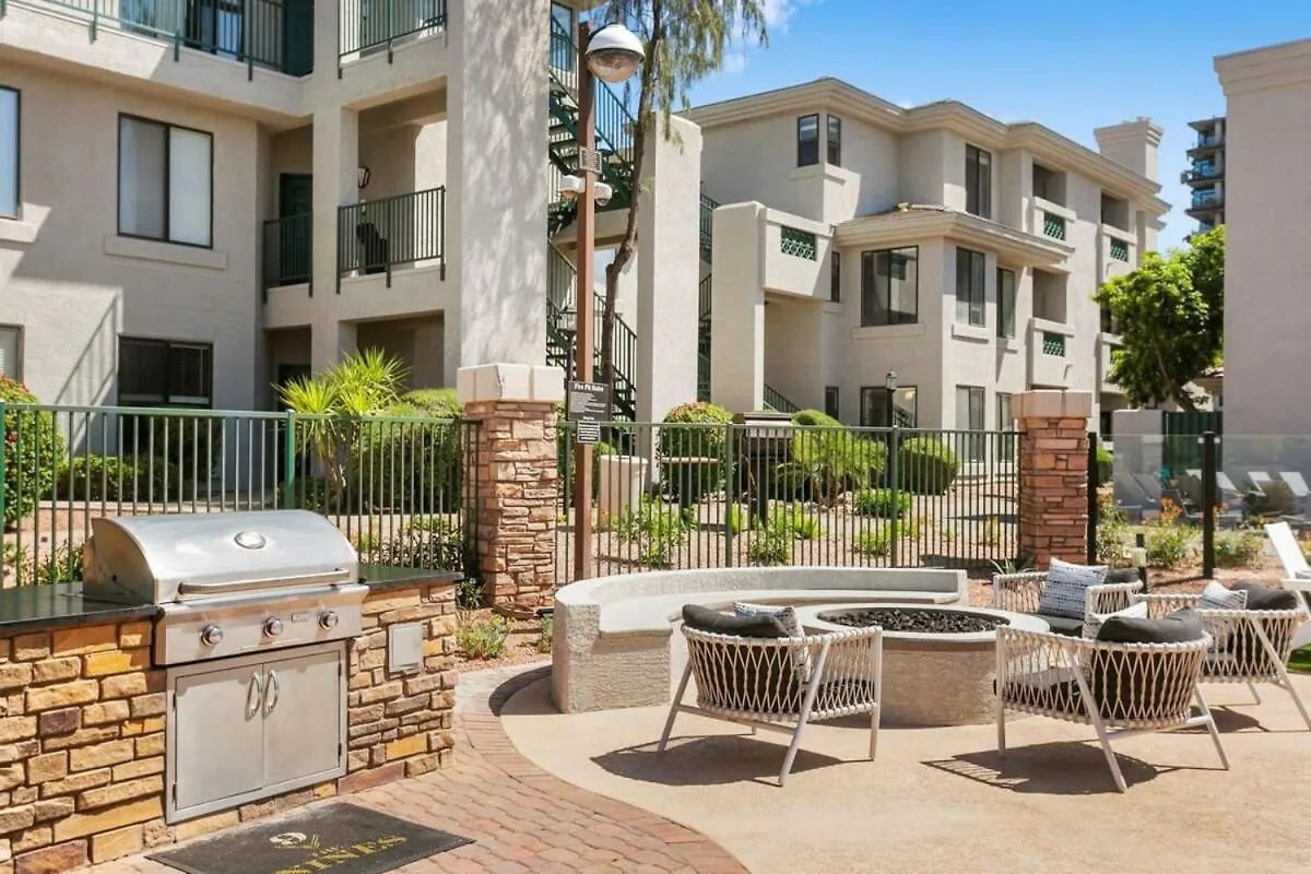 2Br Cozysuites At Kierland Commons With Pool #05 Скоттсдейл 0*,