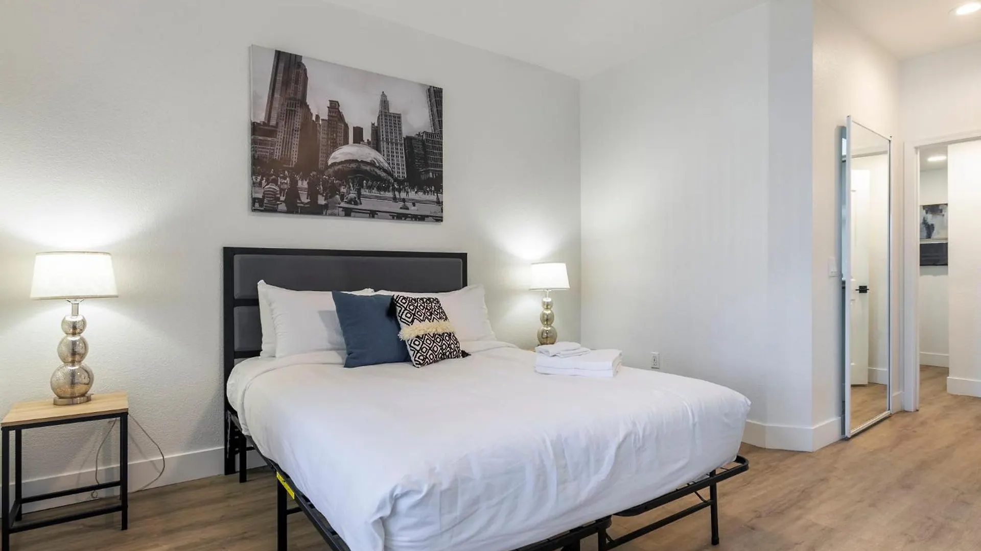 2Br Cozysuites At Kierland Commons With Pool #05 Скоттсдейл 0*,  США