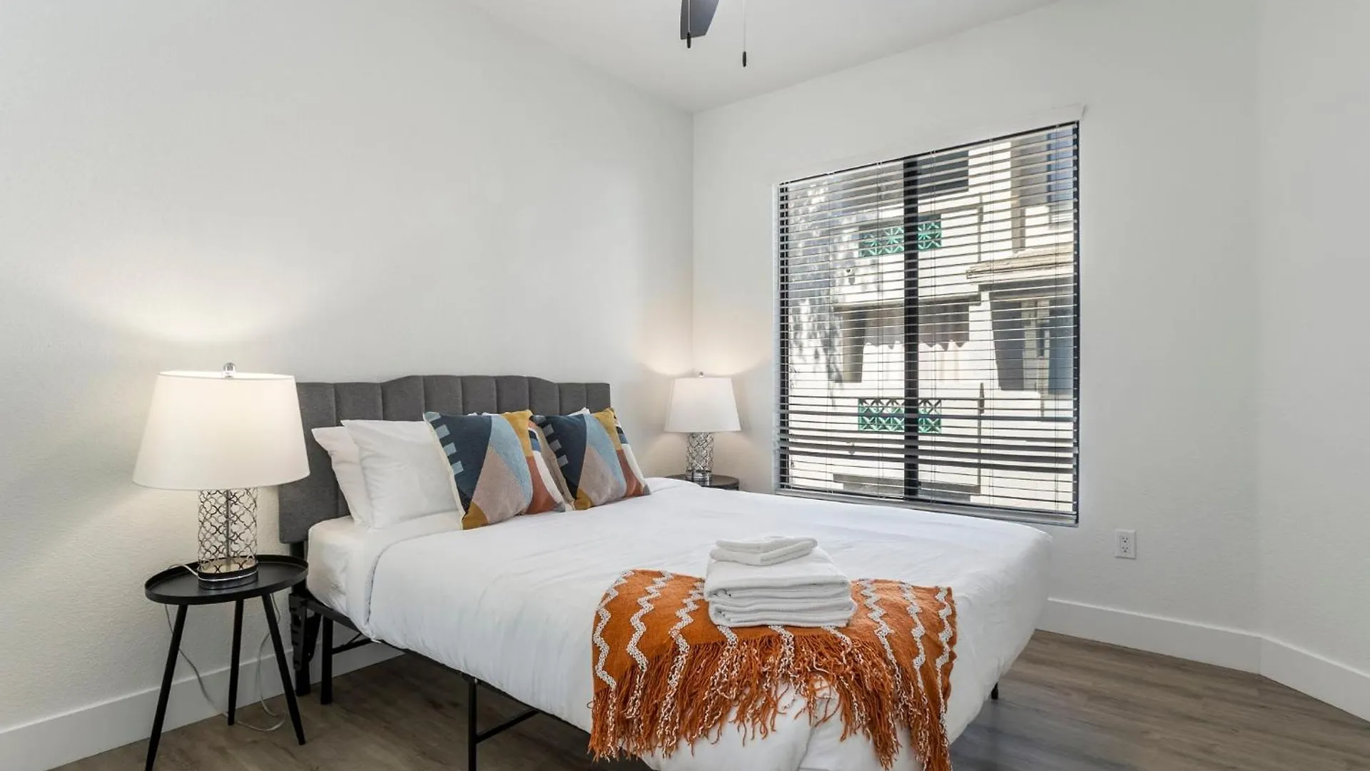 2Br Cozysuites At Kierland Commons With Pool #05 Скоттсдейл